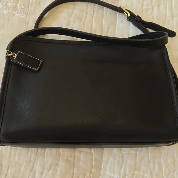 Vintage Coach Sutton Y2K Leather Crossbody Shoulder Bag ZipTop Outside Pockets - Picture 16 of 16